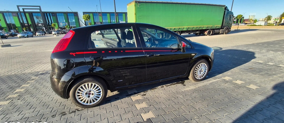 Fiat Punto cena 10500 przebieg: 207500, rok produkcji 2008 z Tychy małe 172